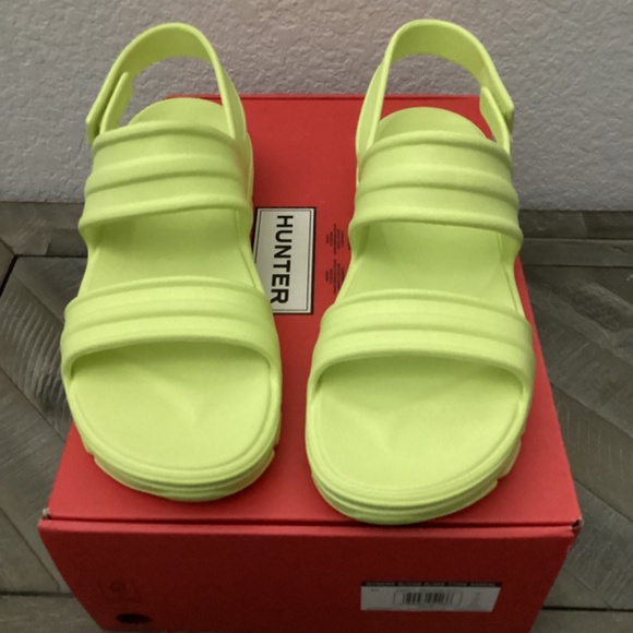 HUNTER Slingback Sandal (Women), size 9 - Picture 5 of 11